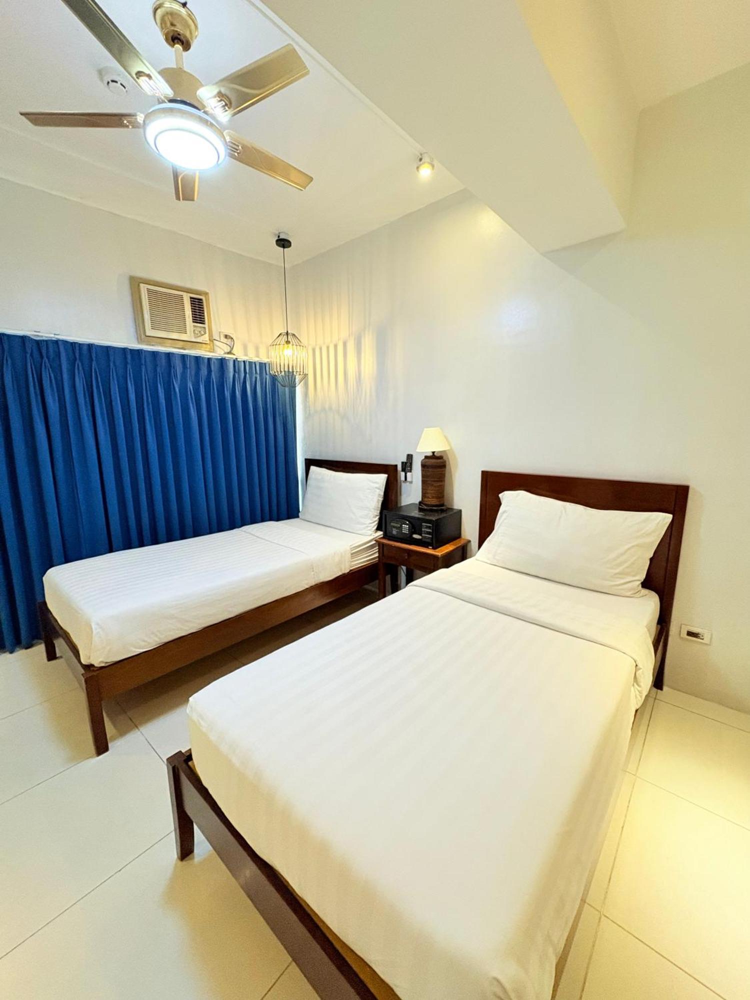 Pacific Park Hotel Quezon City Esterno foto