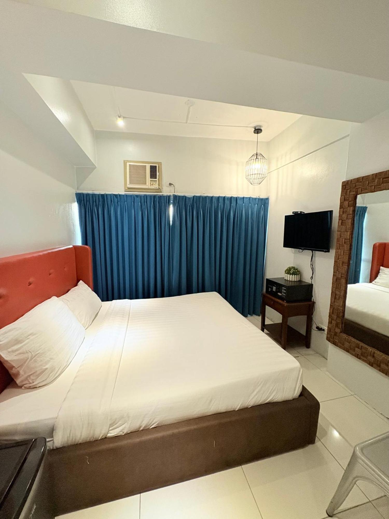 Pacific Park Hotel Quezon City Esterno foto