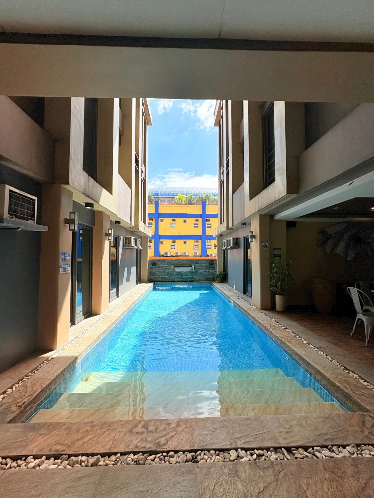 Pacific Park Hotel Quezon City Esterno foto