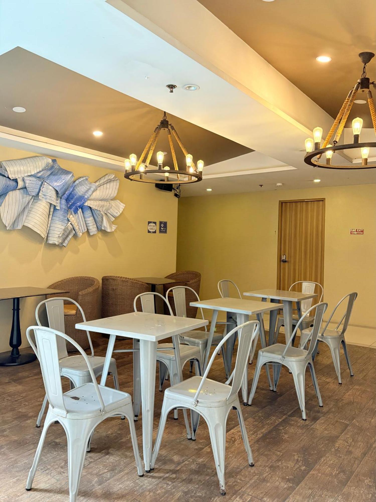 Pacific Park Hotel Quezon City Esterno foto